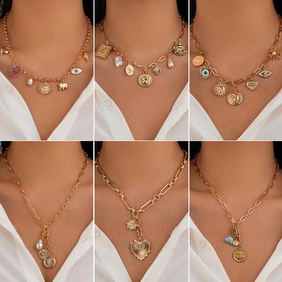 Cold Metal Multi-Eye Fringed Collarbone Necklace Female, Simple Heart-Shaped Strawberry Micro-Inlaid Jewelry