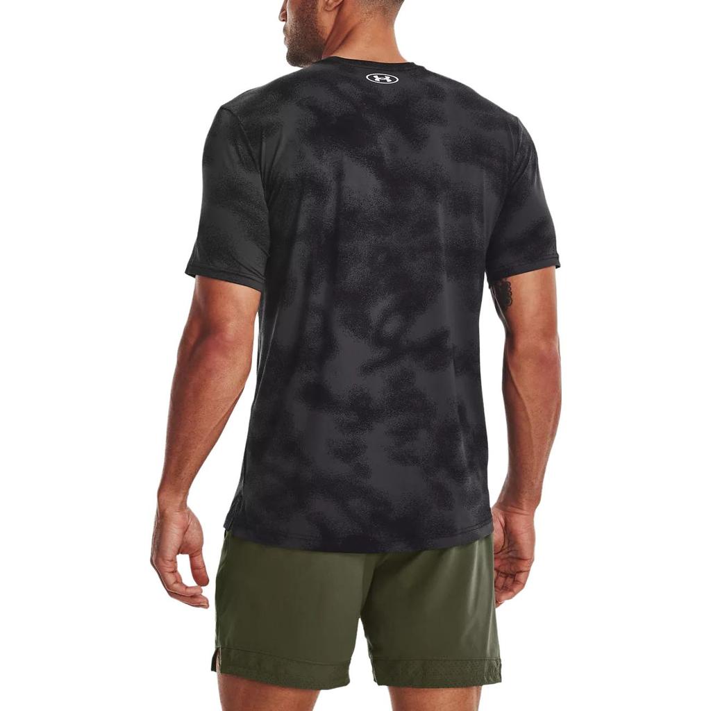 Under Armour RUSH T-Shirts Herren Schwarz Rundhals Mäßig Gerader Schnitt 1376792-001