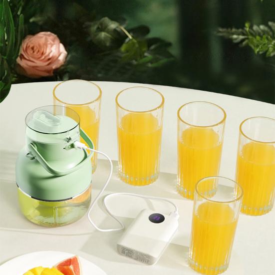 Fruit Juicer Portable Personal Blender BPA-Free Easy to Clean Rechargeable