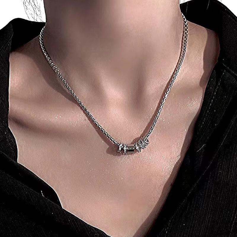 Titanstahl Halskette, Neutraler Kaltwind Funkelnder Diamant Ring Anhänger Titan Stahl Halskette Damen Vielseitige Schlüsselbein Kette Herren Trend