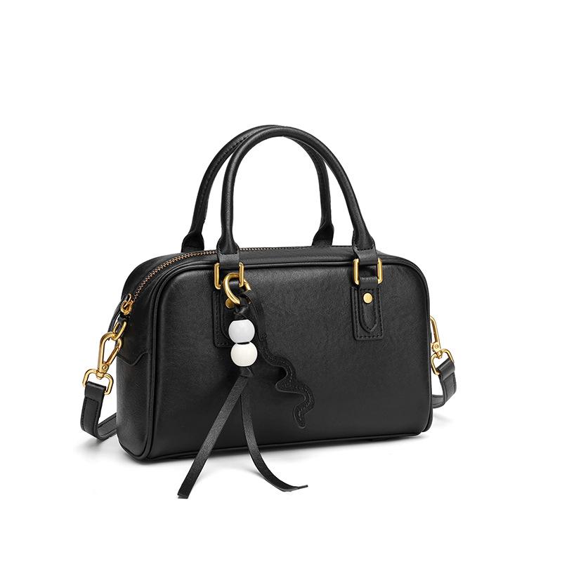 Commute Boston Women's Casual Full-grain Leather Shoulder Bag