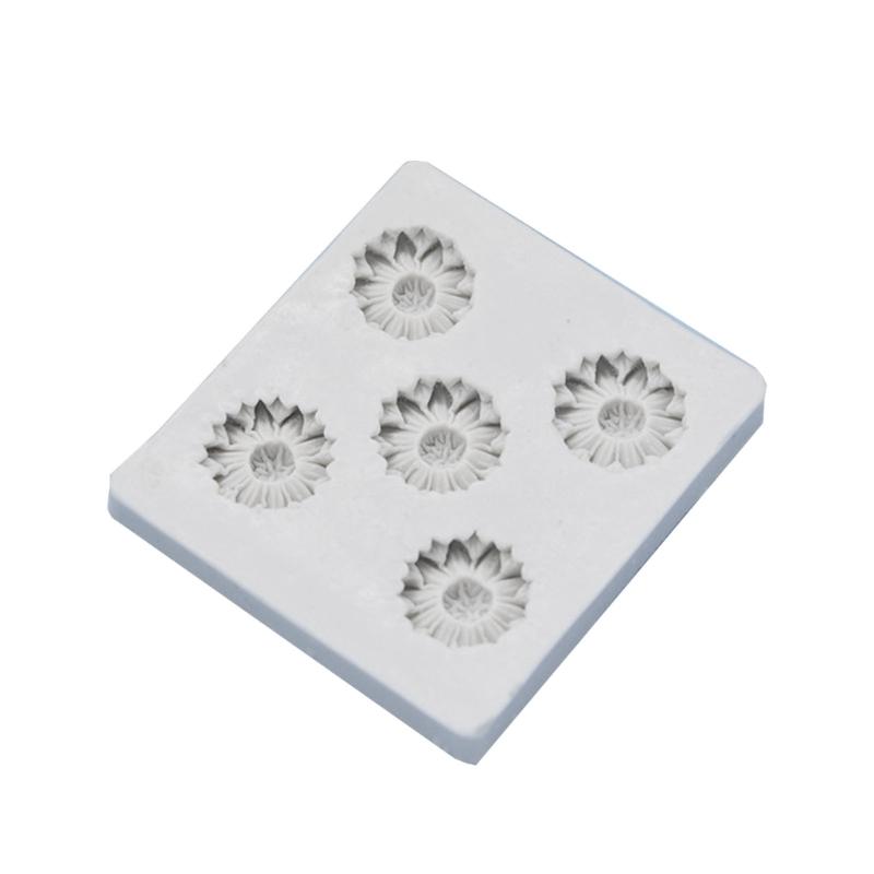 Chocolate Moulds Daisy/Sunflower Shape Baking Molds Fondant Mould Cake Molds Silicone Material Gift for DIY Baking Lover
