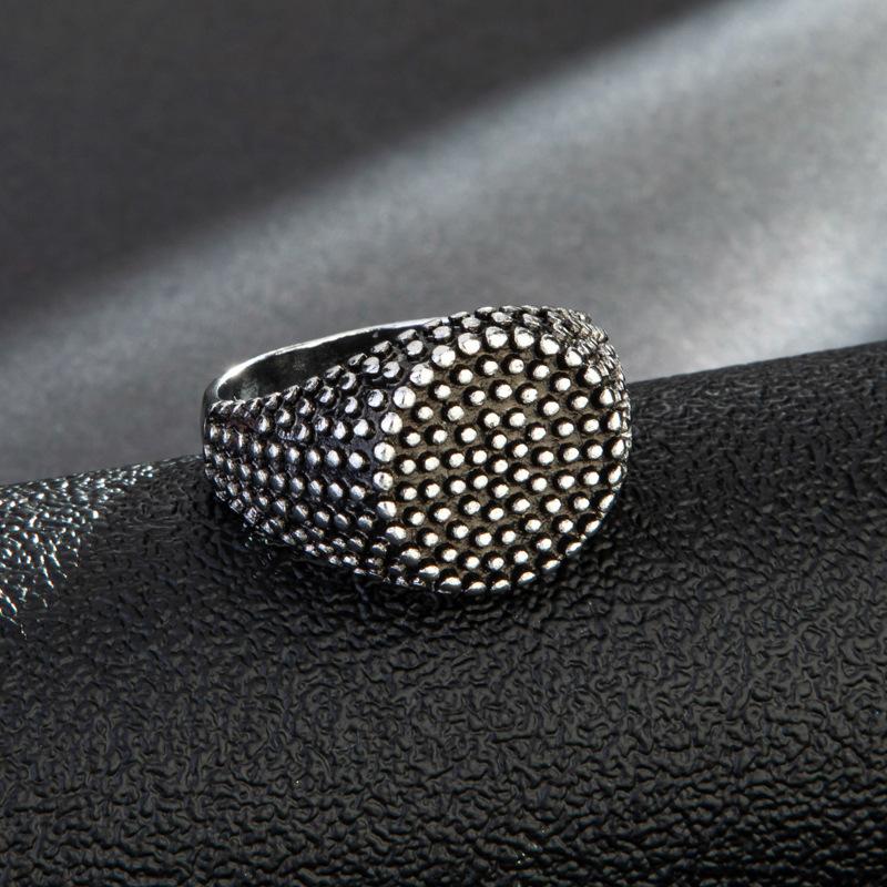 European and American New Minimalist Design Circular Raised Dot and Pockmarked Ring