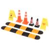 1/18 1/24 Climbing Car Mood Piece Speed Bumps Ice Cream Cones Warning Signs Model Car Scene Accessor