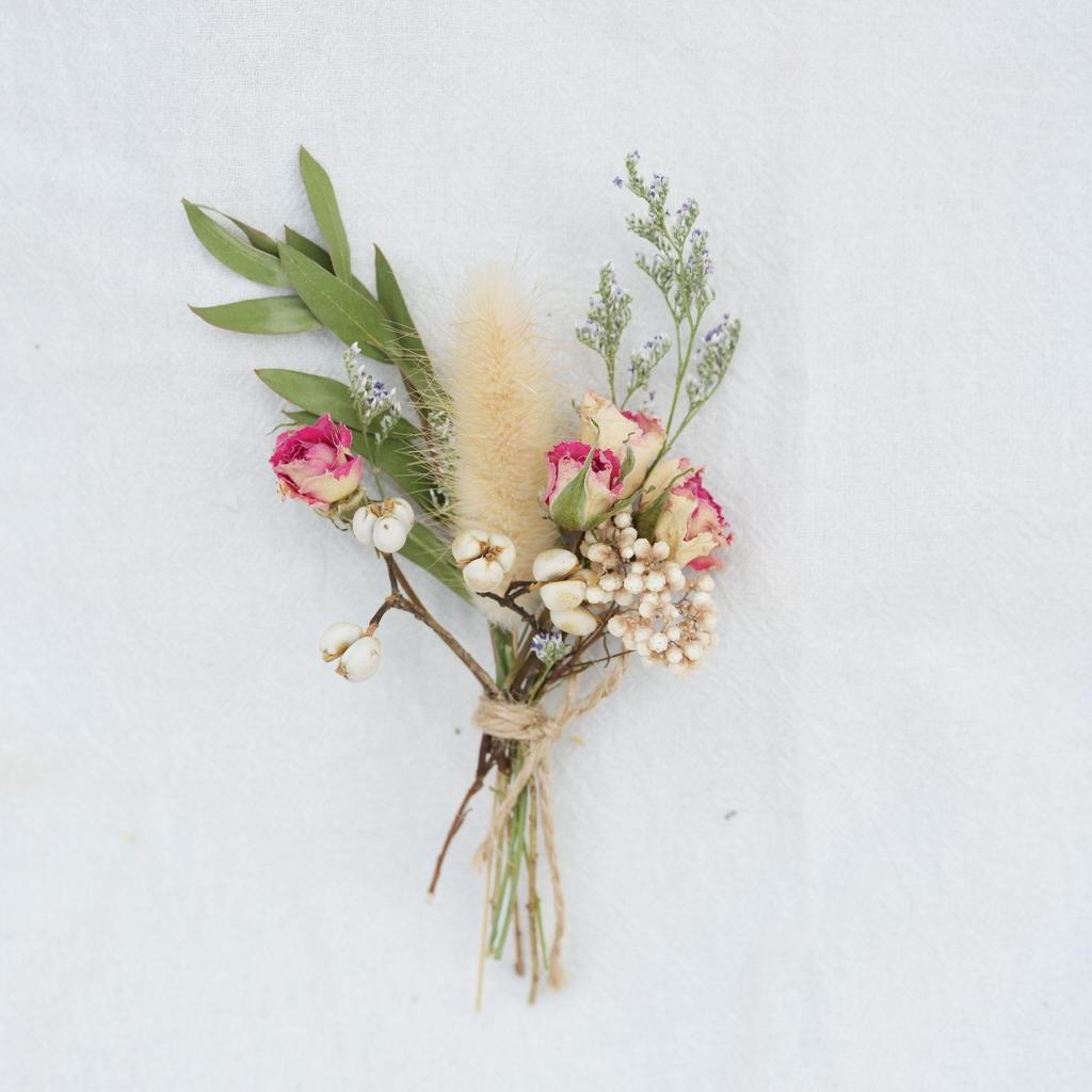 Mini Dried Flower Bouquet for DIY Decoration and Gift Accessories
