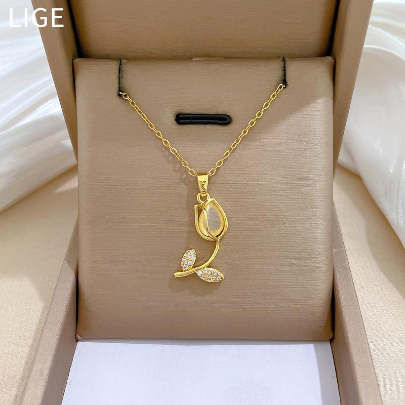 Cat'S Eye Tulip Fashion Light Luxury Temperament Gorgeous Personality Necklace Female Versatile Collarbone Chain Titanium Steel