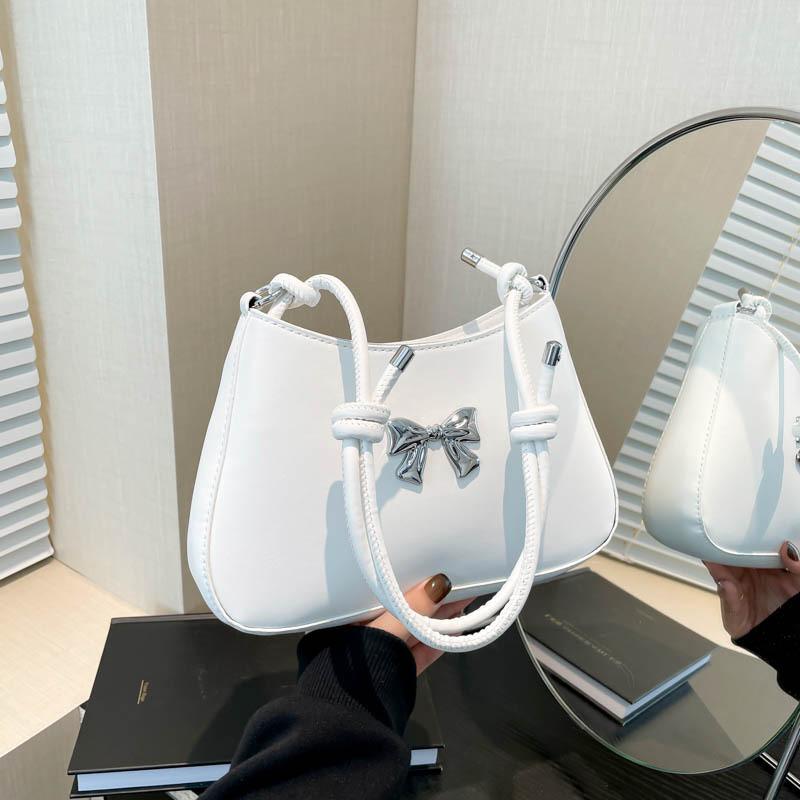 Trendy Fashionable Underarm Bag Small Shoulder Bag Chic Casual Style For Women In Vibrant Colors