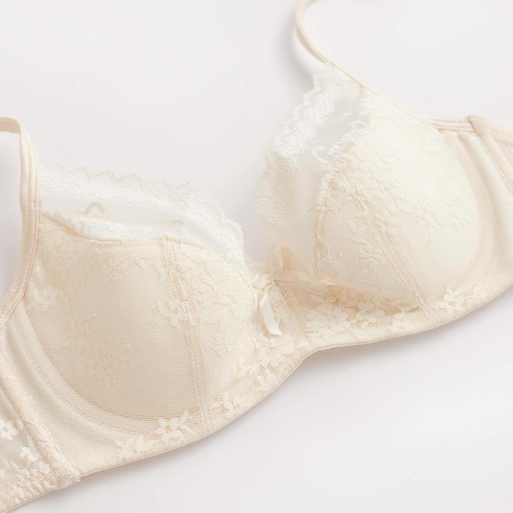 French Pure‑Desire Thin‑Cup Lace Lingerie Set,Minimizer Anti‑Sagging Sexy Bra Set for Large Bust Women