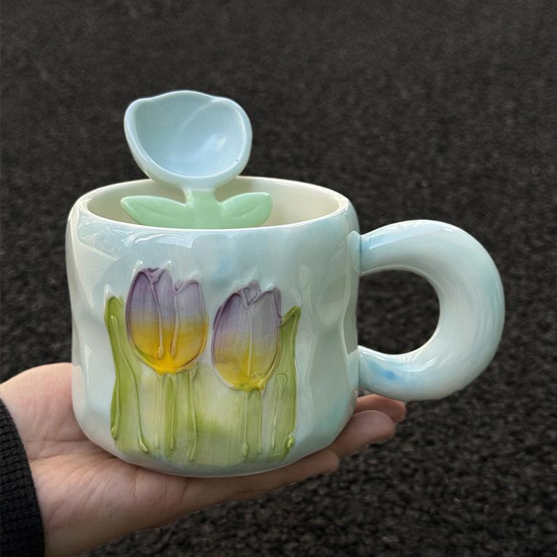 High-value Tulip Ceramic Mug with Lid Spoon As a Gift, Practical Cup for Girls, Birthday Gift for Girlfriends