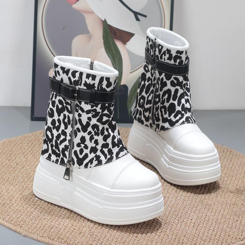 Fashion Shoes for Women New Mid-Calf Boots 10CM High Platform Modern Boots Belt Buckle Punk Shoes Female Zip Leather Motorcycle Boots