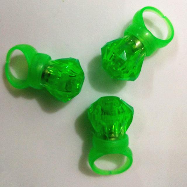 Plastic Diamond Shape Led Finger Ring Light-up Toys Mix Colors Light Simulation Kids Toy Party Decoration