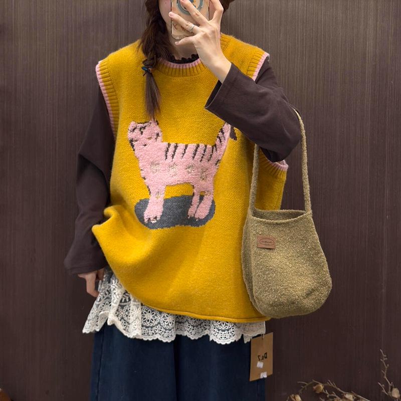 

Winter Arrival: Forest Style Cute Cat Slimming Knit Vest, Plus Size Women s Layering Wear Plus Size One-Size