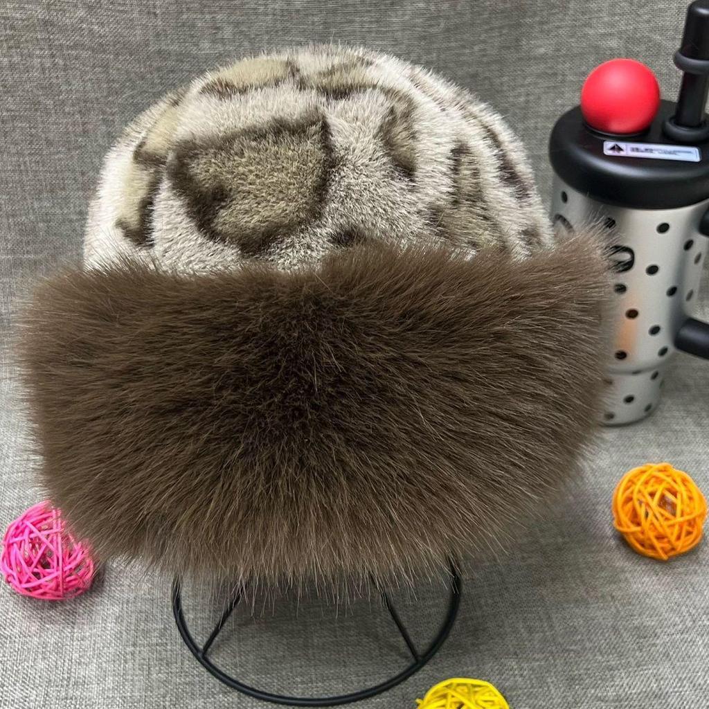 2024 Women's Retro Leopard Print Plush Hat – Warm, Thick, Cold-Proof, Slimming Face and Ear Protection for Autumn and Winter.