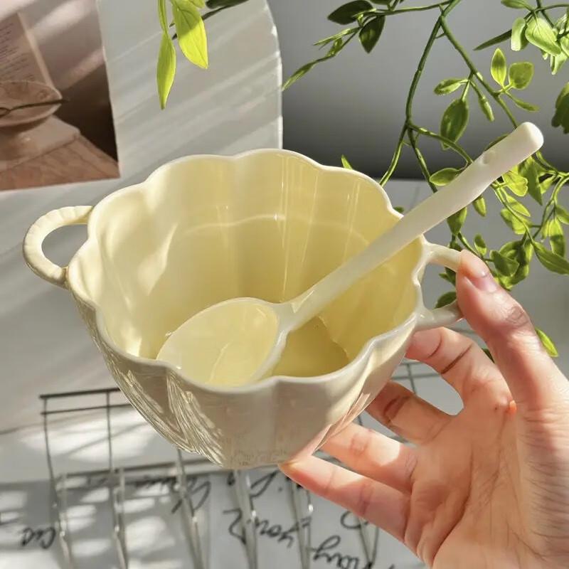 

Korean Cream Style Ceramic Pumpkin Bowl with Spoon Set Small