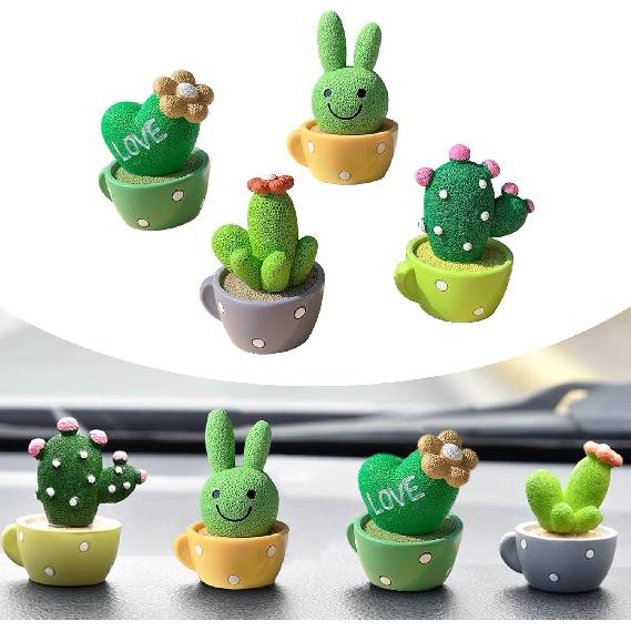 4 PCS Cute Mini Cactus Figurines, Automotive Dashboard Cute Decoration, Car Mini Plants Ornament for Car Dashboard, Office Desk, Home Shelf (Green)