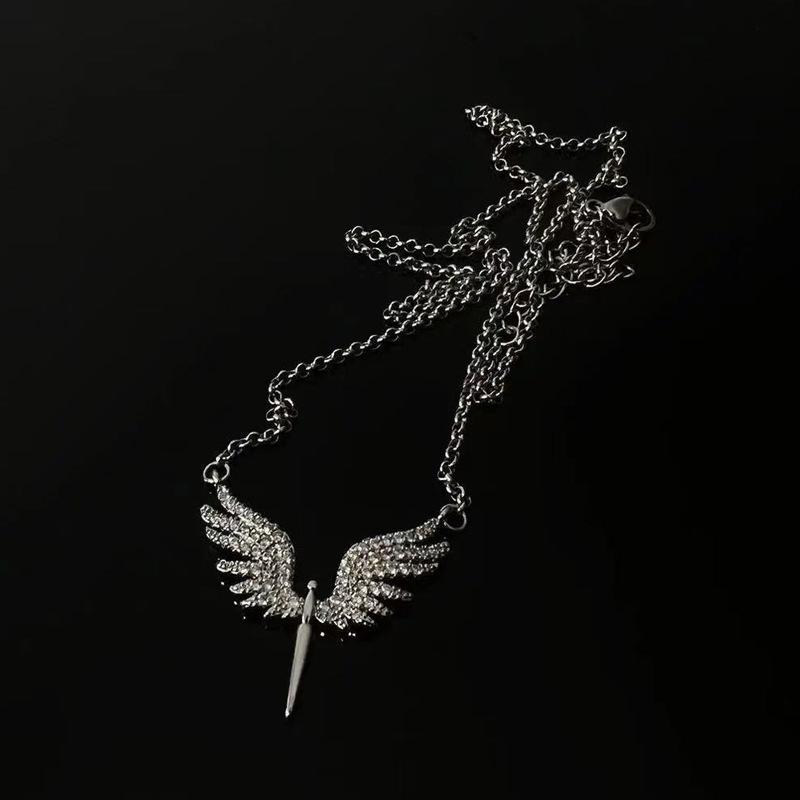 New Creativity Angel Wings Unique Design Pendant Necklace Classic Accessories All-Match Personality Clavicle Chain Charm Jewerly