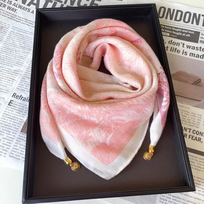 1Pc Magnetic Closure Versatile Neck Scarf Elegant Painted Pattern Luxury Silk Scarf Gift Necklace Cloth Accessories