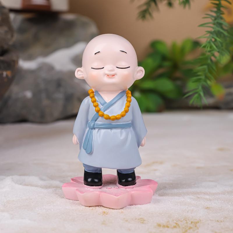 

Mindfulness Little Monk - Baduanjin Buddhist-style Decorative Items, Cute Little Novice Resin Handicrafts, Office Desk Decoration. Model H