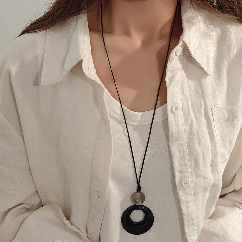 Resin Round Hollow Pendant Necklaces For Women Trendy Black Leather Rope Long Sweater Chain Necklaces Party Jewelry