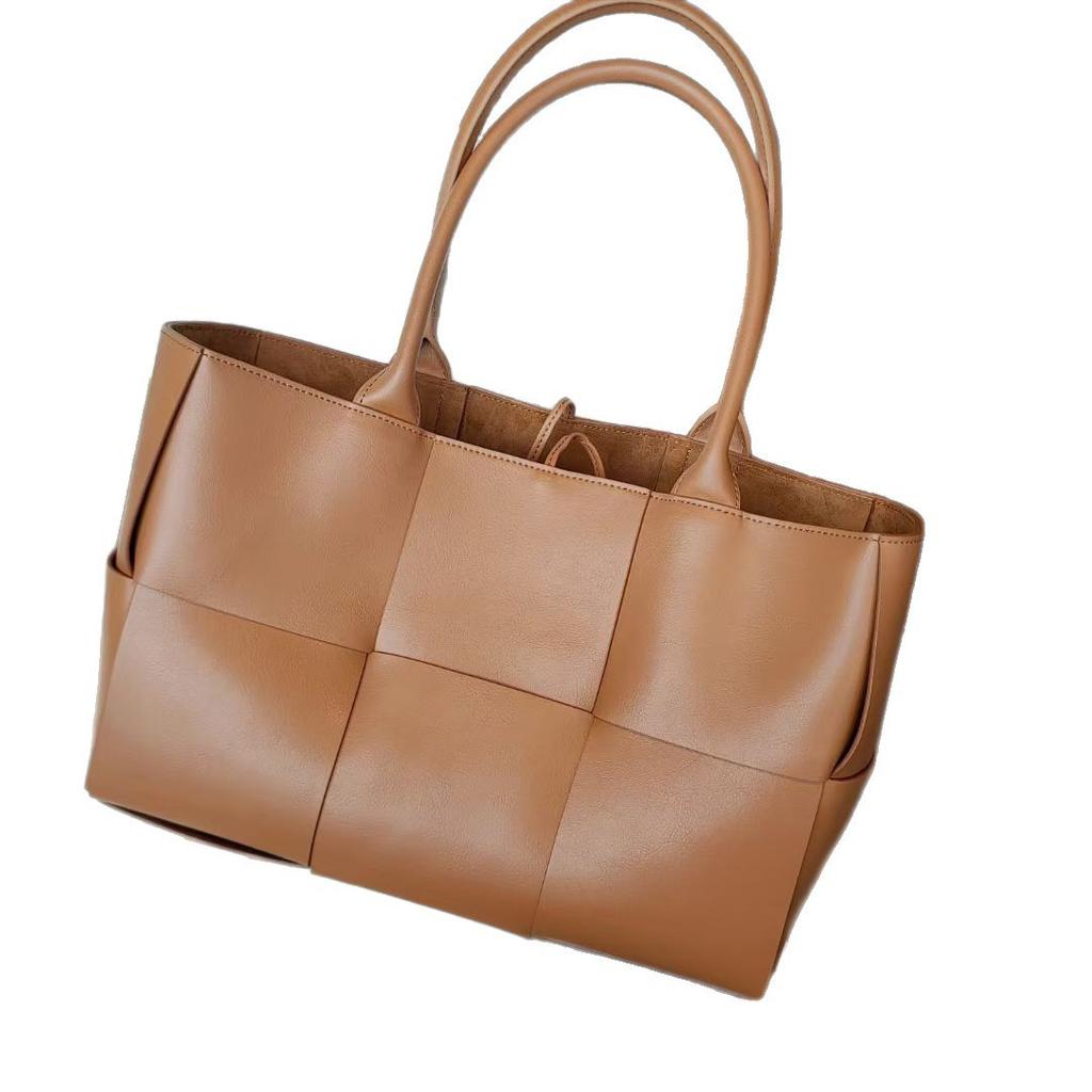Large Capacity Cowhide Woven Tote Bag Genuine Leather Women's New Simple Shoulder Handbag Daily Commute