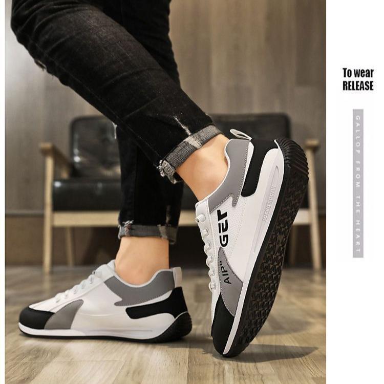 Men's shoes spring and summer new men's casual shoes trendy versatile sports shoes breathable and comfortable travel shoes spot