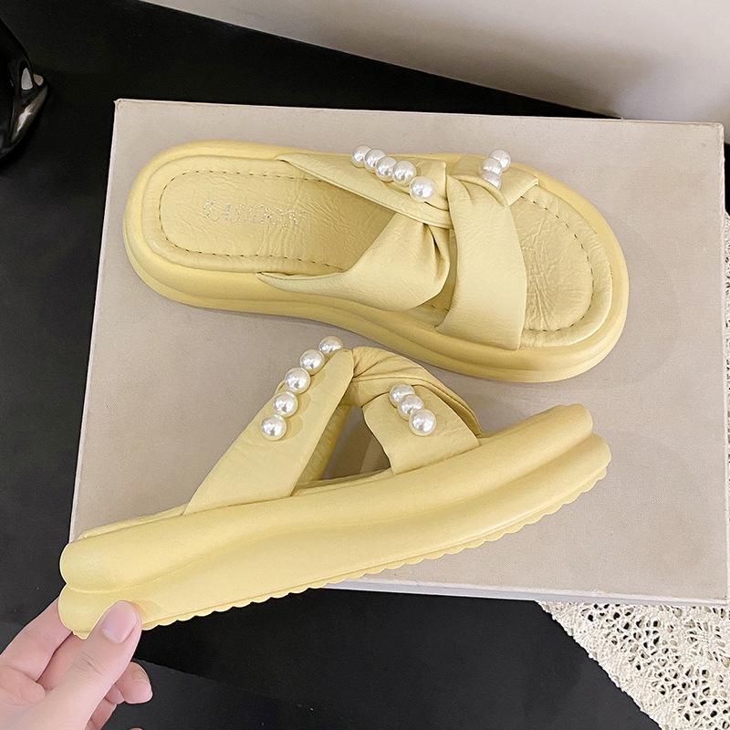 Cool Slippers Female 2025 Summer New with Skirt Fairy Wind Beaded Thick Bottom Outer Wear Cross Word Fashion Slippers