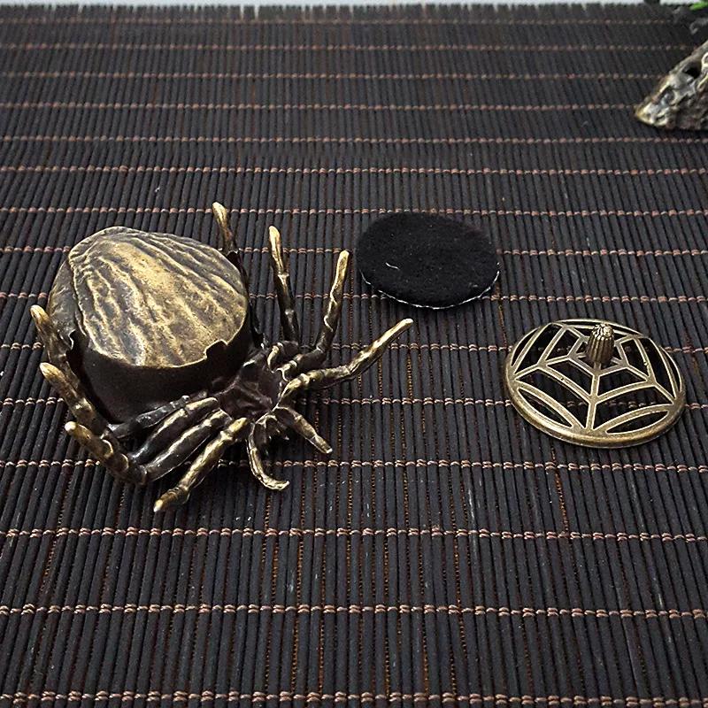 1pc Portable Alloy Retro Spider Auspicious Cloud Incense Tablet Burner Fragrance Chip Burner Halloween Decor (Without Incense)