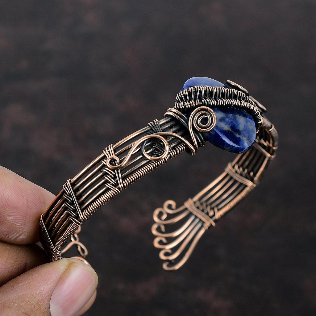 Sodalith Edelstein Armreif Kupferdraht gewickelt Armband Verstellbarer Armreif Draht gewickelt Schmuck handgemachtes Manschettenarmband Kupferschmuck als Geschenk