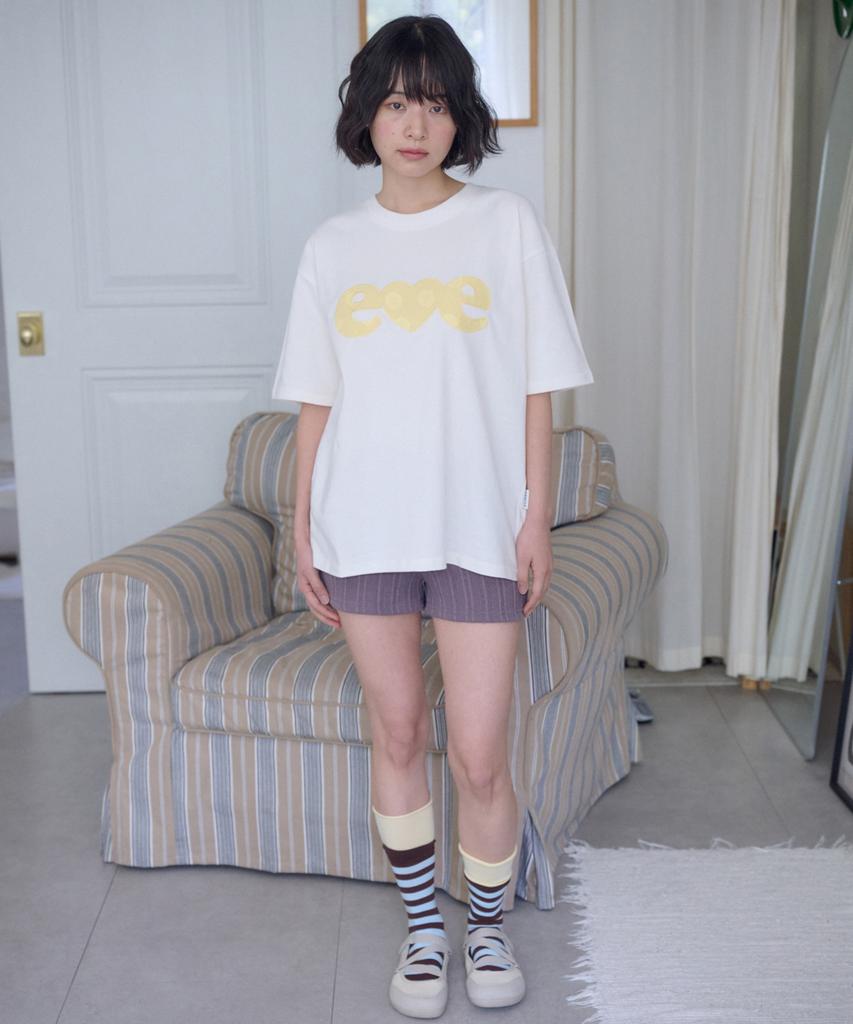 AMBLER Dot Patch Applique Embroidery Short Sleeve T-Shirt As1323 (Ivory)