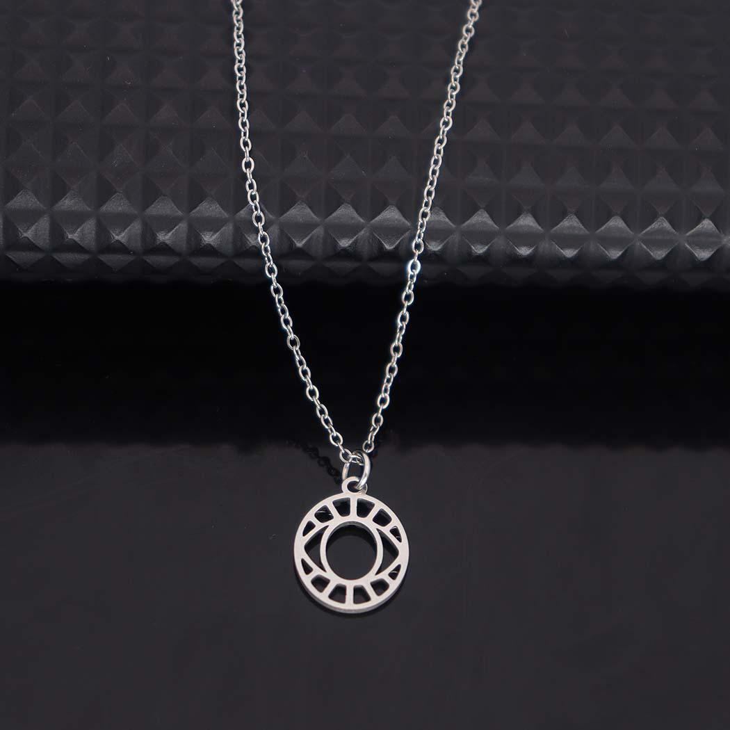 Stylish Stainless Steel Hollow Devil s Eye Pendant Necklace - Versatile Clavicle Chain Jewelry серебряный