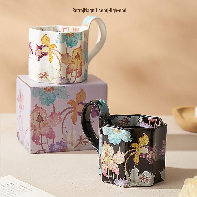 

Octagonal Iris Ceramic Mug Gift Set
