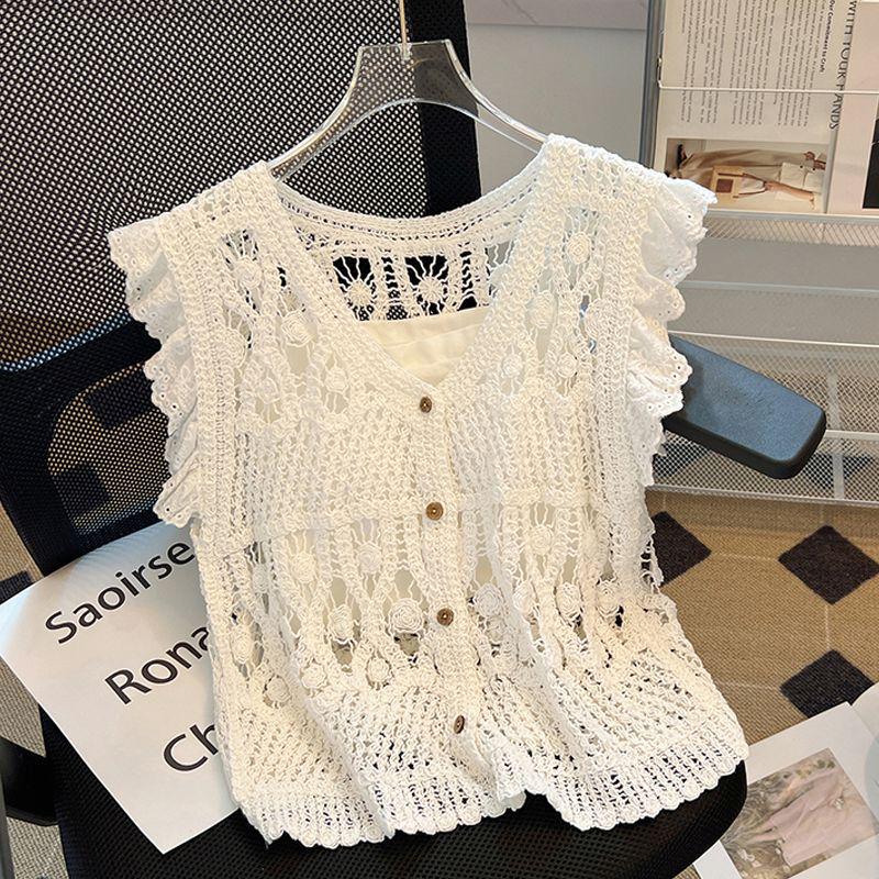 Women's White Short Crochet Knit Cardigan with Batwing Sleeves - Summer 2026 Fashion.