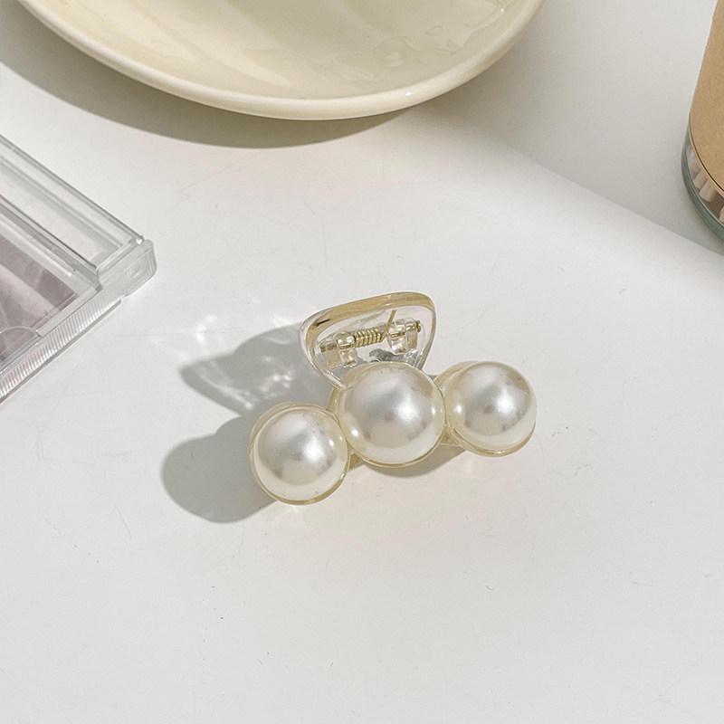 Elegant Large Hair Claw Clip for Thick Hair - High-End Korean Updo Shark Clip