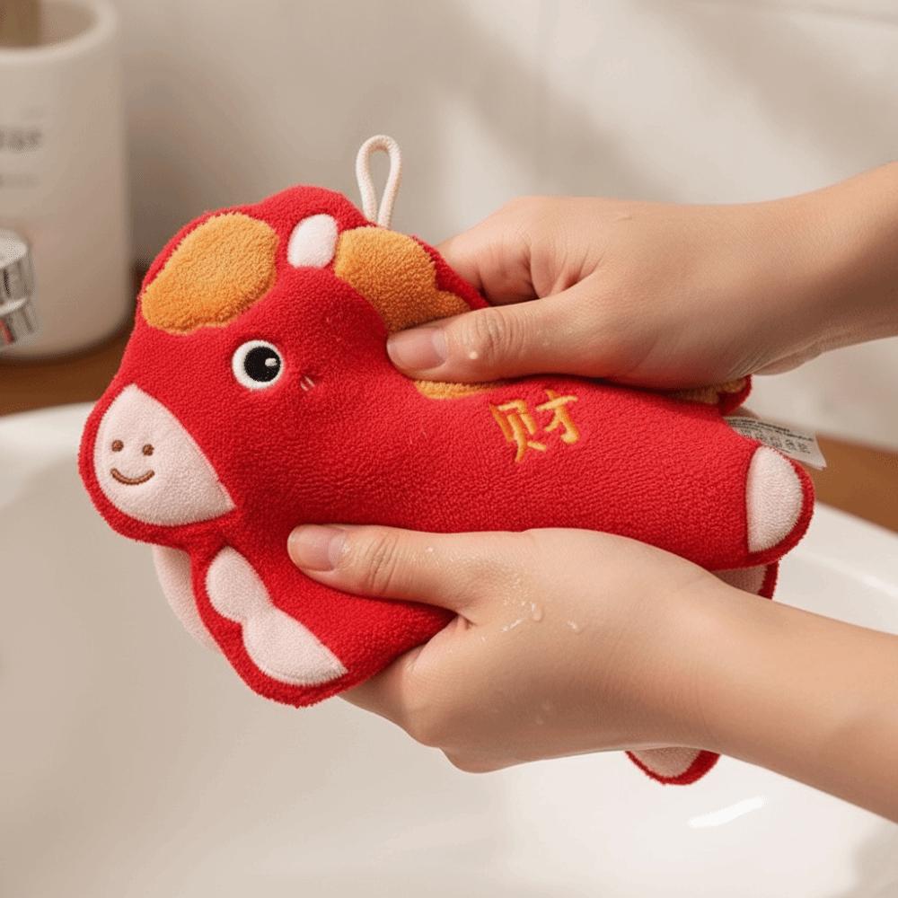 Hanging Coral Fleece Towel Thickened Absorbent Towel Home Decor Hand-Wiping Towel  Festive Gift