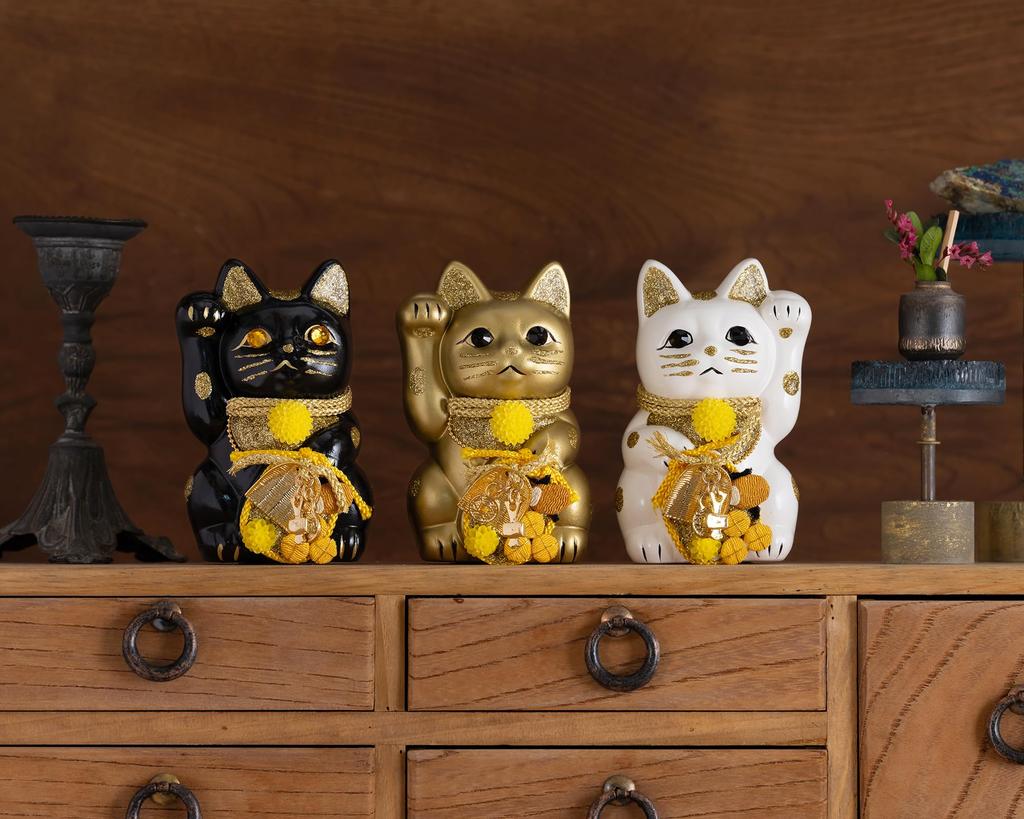 Lucky Cat Maneki Neko Right Paw Lucky Cat Maneki Neko Feng Shui Figurine with Offering Box (Lucky Cat) (S-SIZE Black) Raised/Ceramic (Lucky Cat) (fa_S
