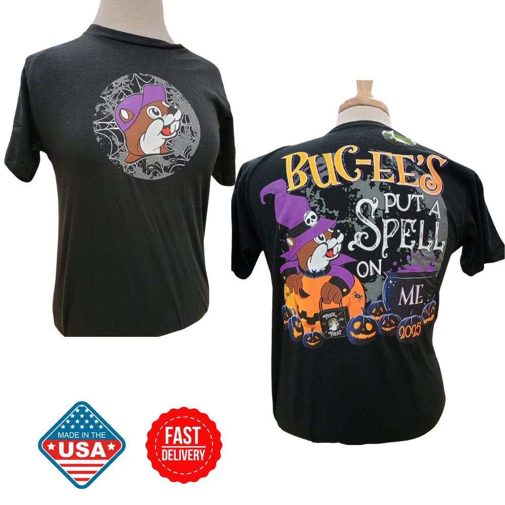 ГОРЯЧИЙ! 3X Хэллоуинская футболка Buc-ee’s “Наведи на меня чары” 2025 Унисекс Вдохновленная унисекс футболка S