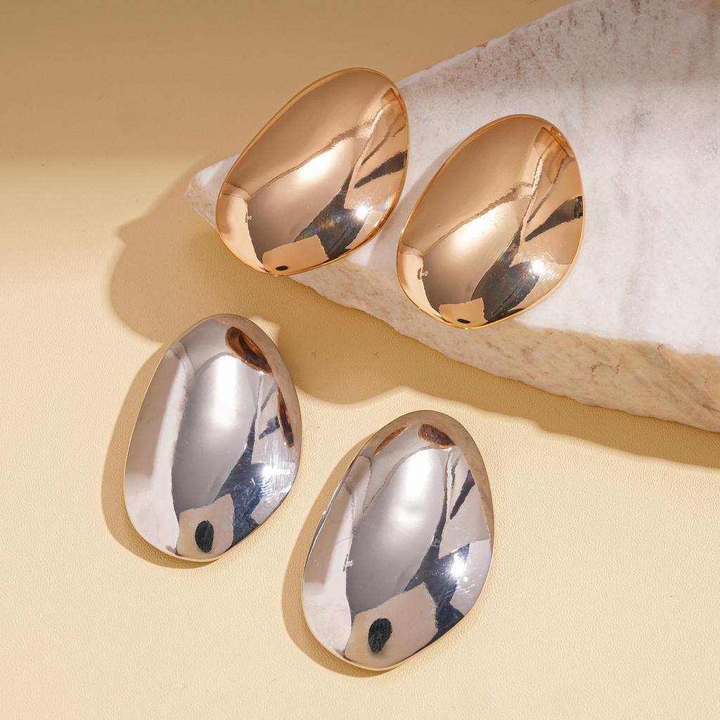 Vierteiliges Set Europäische und Amerikanische Metall Sonnenblumen Brosche Manschettenknöpfe Einfache Nischen Kleidung Accessoires