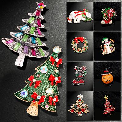 Exquisite Christmas Dropping Oil Brooch Christmas Tree Snowman Wreath Enamel Metal Brooches Pins Christmas Decoration Brooches