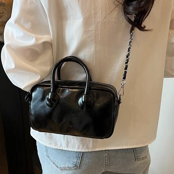 Spring Popular Portable Bowling Bag Women's New Shoulder Messenger Bag Niche Pillow Bag