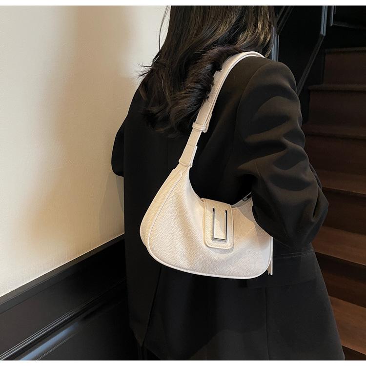 Fashion Solid Women's Shoulder Bag Artificial Leather Square Underarm Bags Ladies Handbags For Daily Used and Gift