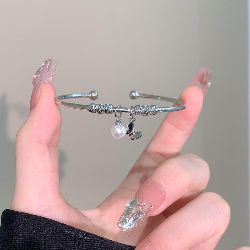 

Женский браслет Fu из серебра с жемчугом и бабочкой - Легкая роскошь, Открытый нишевый дизайн