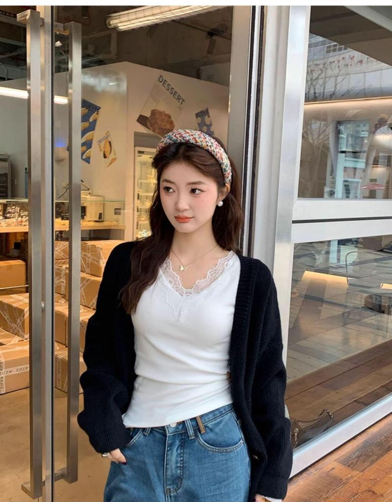 T-shirt à manches longues brossé à col en V pour femme, coupe slim, bordure en dentelle (Collection Automne Précoce 2025)