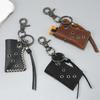 Sturdy Cowhides Lighter Pouch Keychain Stylish Leather Lighter Pouch Keychain Pendant Charm for Everyday Convenience