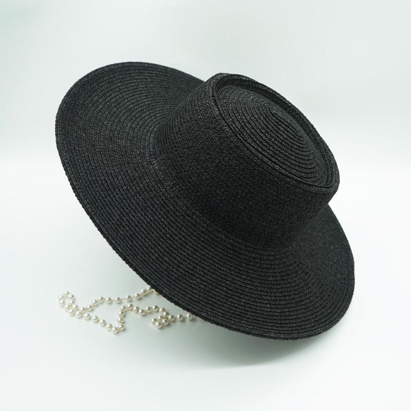 Street Shot Black Pearl Chain Flat Top Top Top Hat Women'S Summer French Retro European And American Wide Brim Sunscreen Straw Hat Foreign Trade Ins