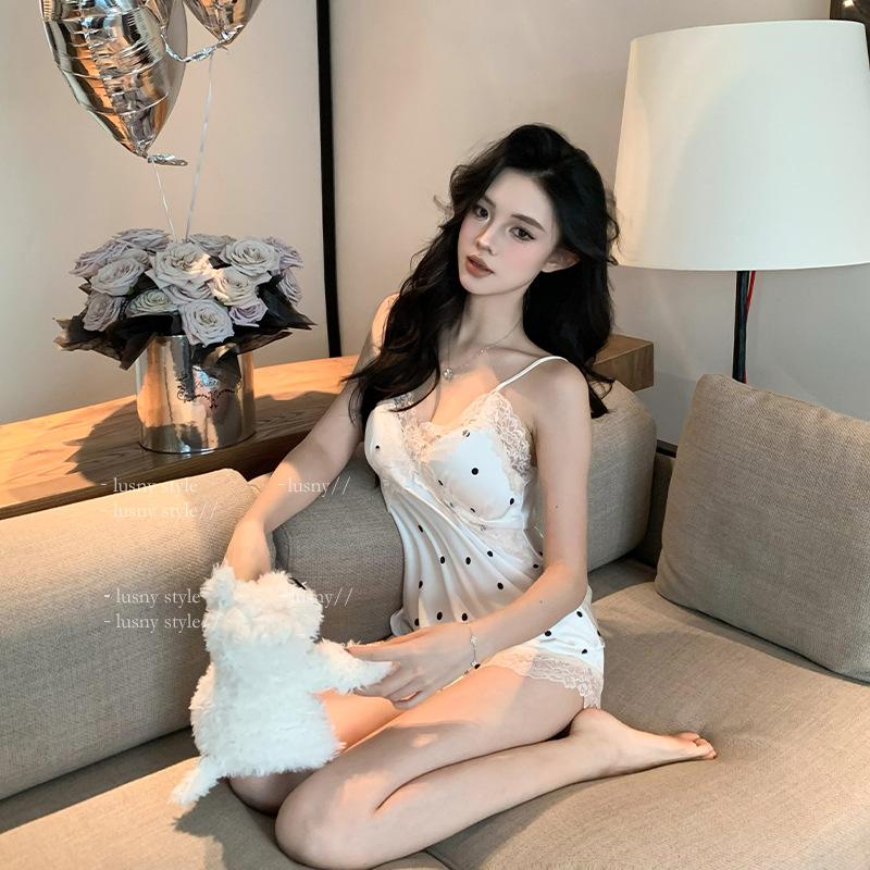Sexy Pajamas Women's Summer New Models with Chest Pads, Ice Silk Pure Desire Wind Suspender Nightdress Suspender Shorts Loungewear