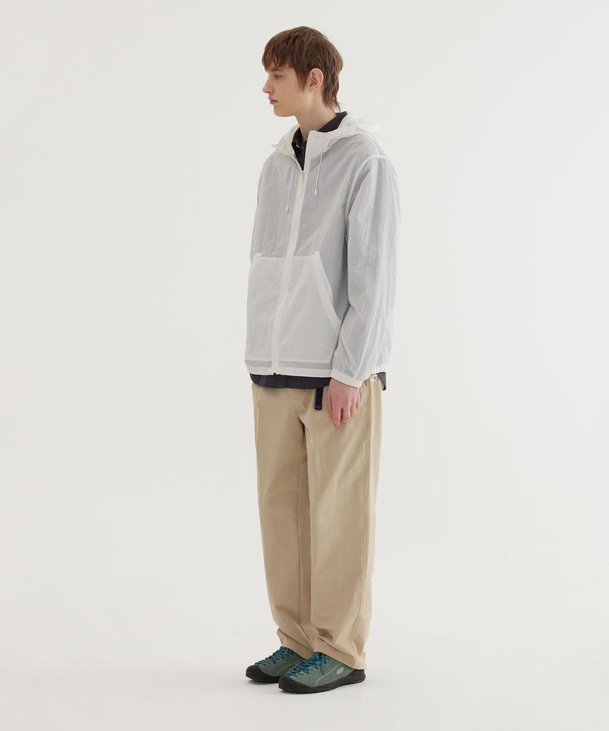 Covernat Packable Lightweight Windbreaker Jacket White