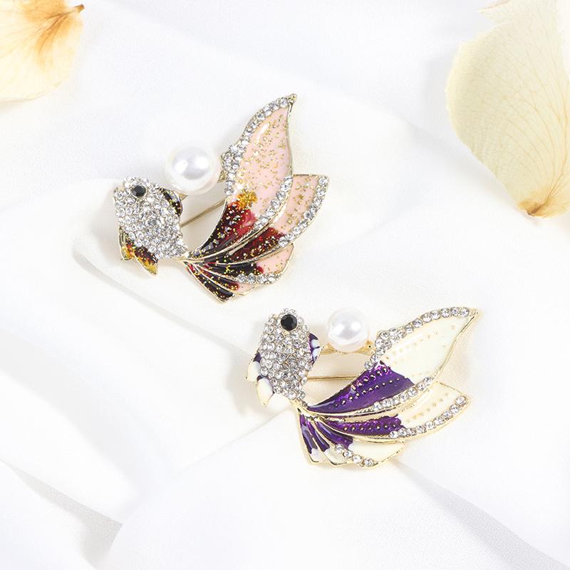 1Pc Crystal Rhinestones Goldfish Brooches Women Brooch Pin Clothes Accessories