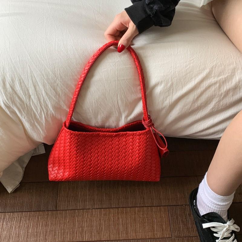 Handbag with Upgraded Style, Suitable for Daily Commuting, Simple and Unique Design, Mother-and-son Style Bag