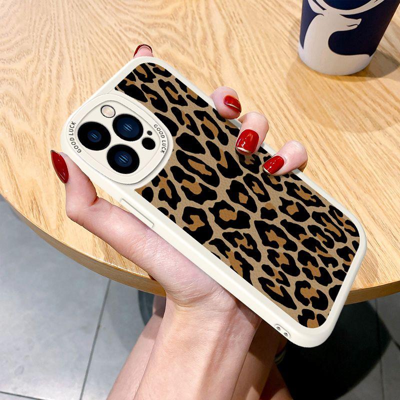 New Phone Case Tide Brand Leopard For Print Iphone 14 13 12 11 Pro Max Xs XR 7 8 Plus All-inclusive Soft Silicon R Senior Women