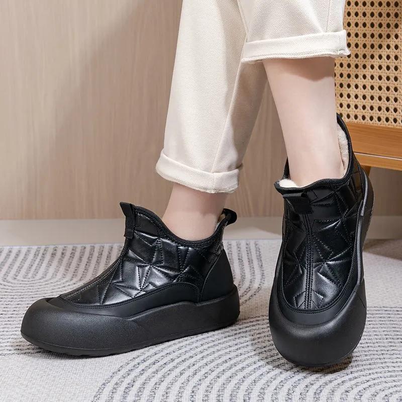 Winter Women's Cotton Boots Casual Slip-On Snow Boots with Fleece Lining and Anti-Slip Design